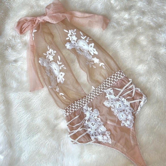Rare Victoria’s Secret Dream Angels Luxe Teddy